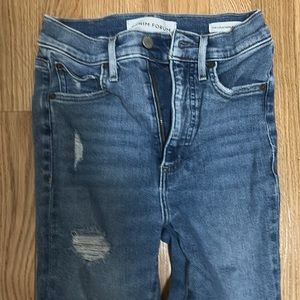 Aritzia Denim Forum Lola High-Rise Skinny Jean Size 24